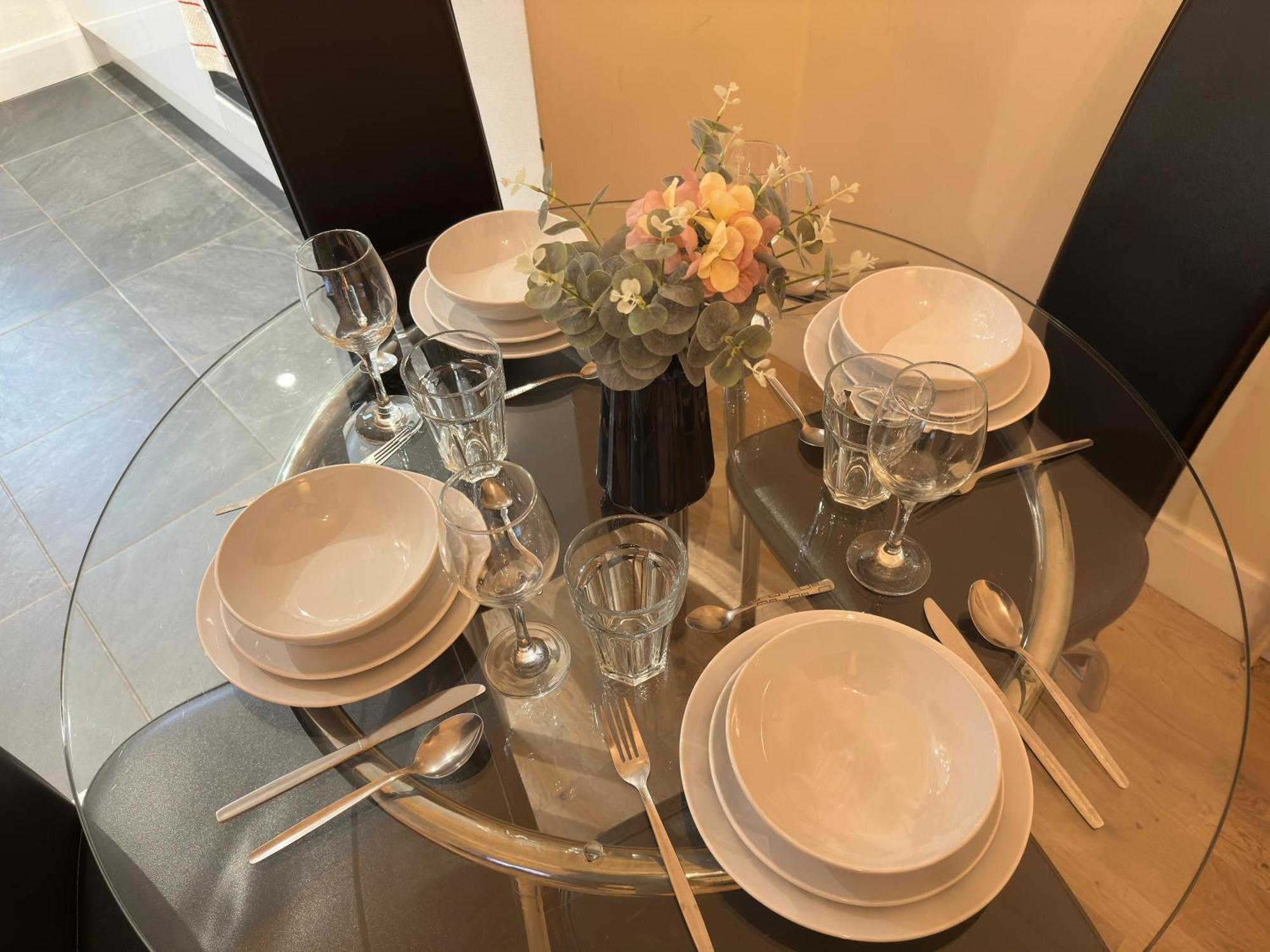 1-Bedroom Flat With Small Garden & Paid Parking In Finsbury Park, Highbury Лондон Екстер'єр фото